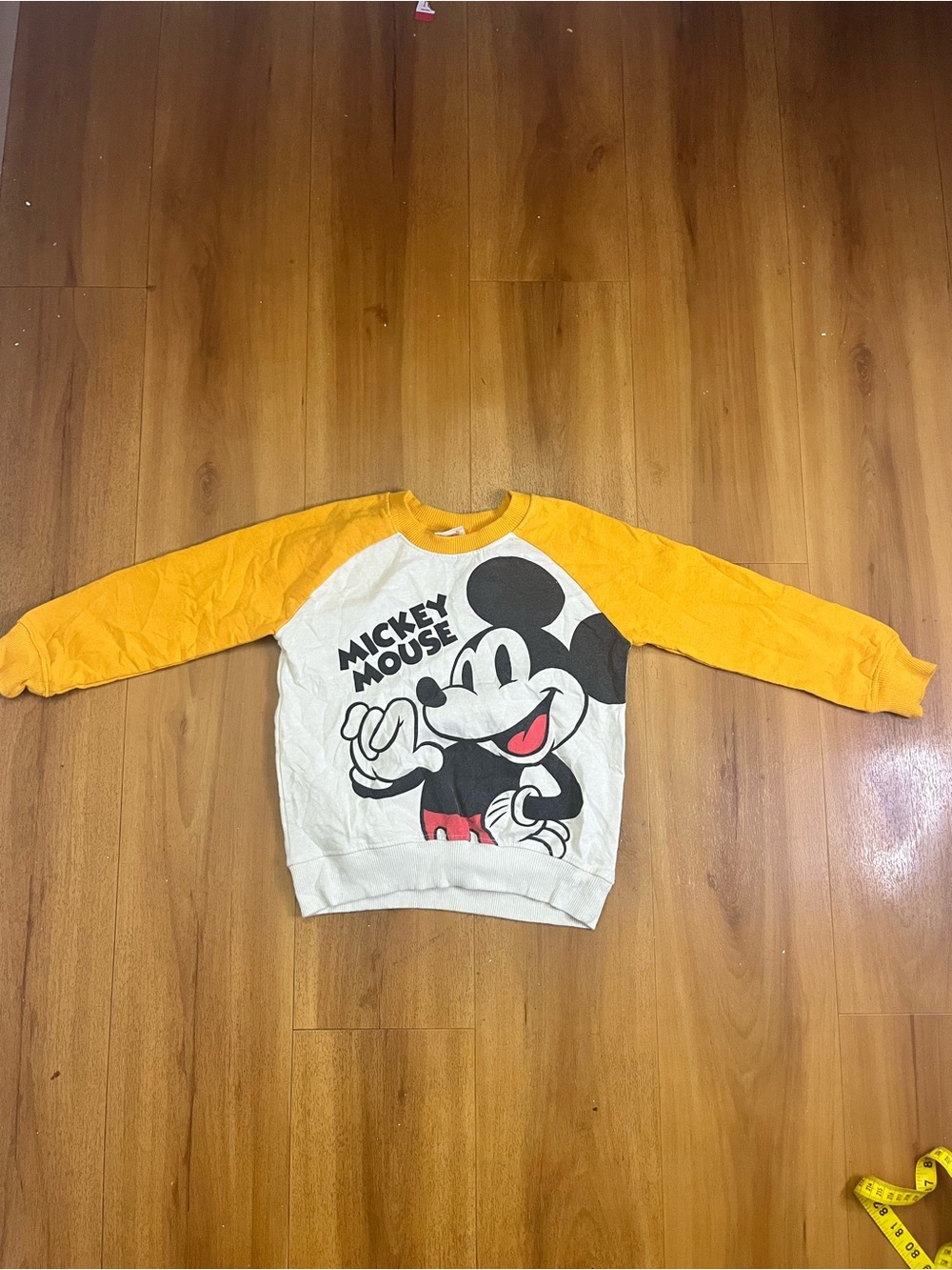 Disney Junior Mickey Mouse Raglan Kids Sweatshirt Fits 4T 5T XS 15x16.5